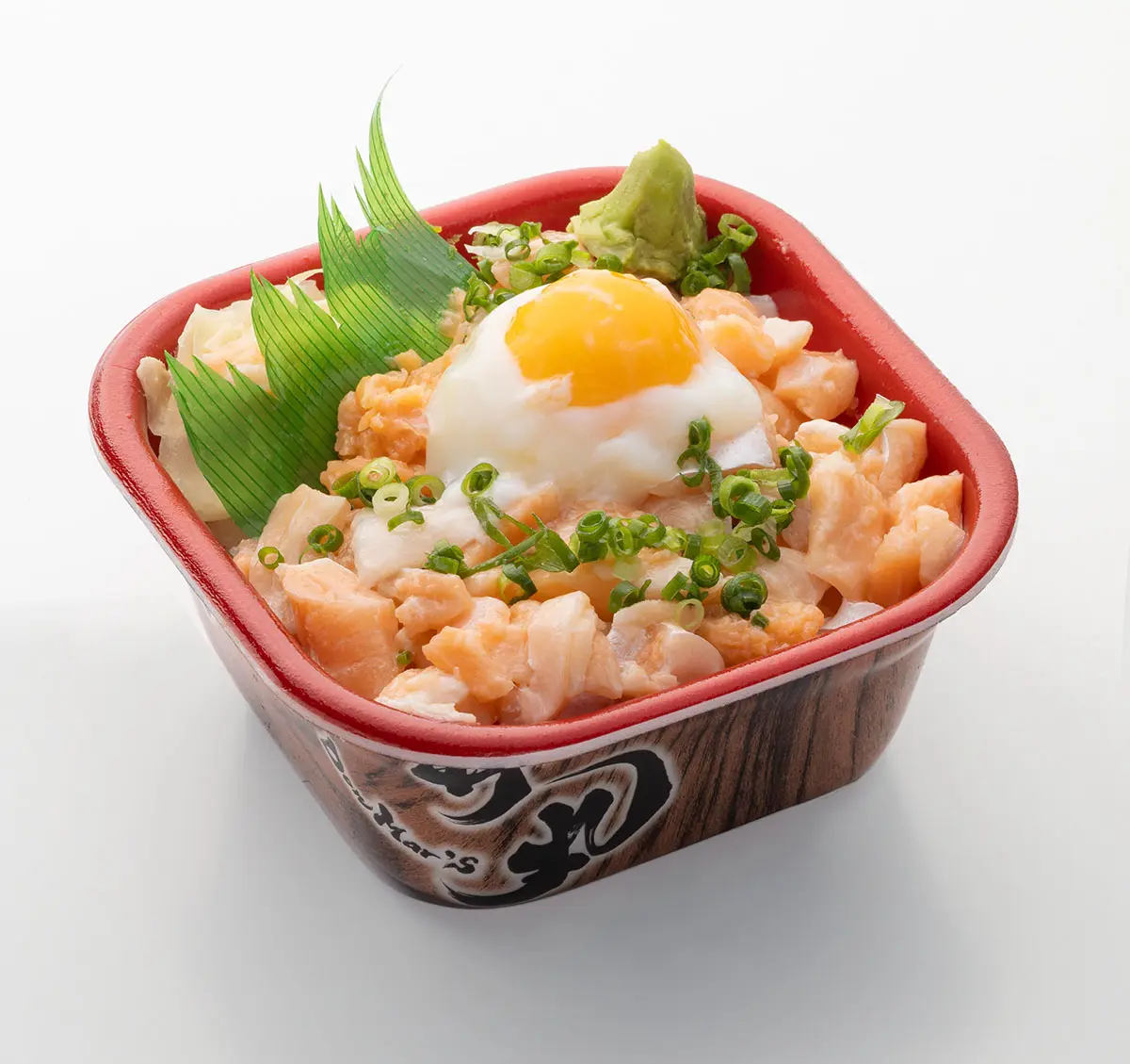 サーモンユッケ丼